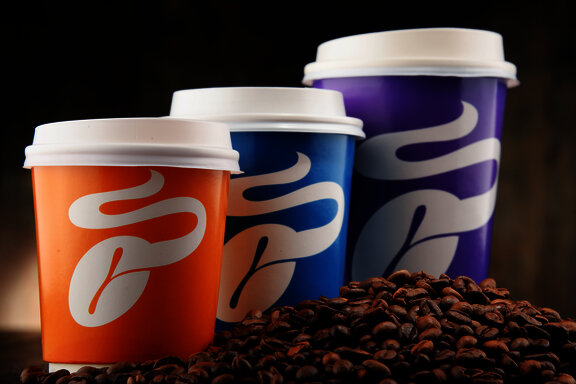 &scaron;&aacute;lky a k&aacute;vov&aacute; zrnka tchibo