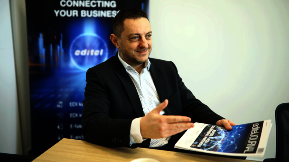 &Scaron;tefan S&aacute;dovsk&yacute;