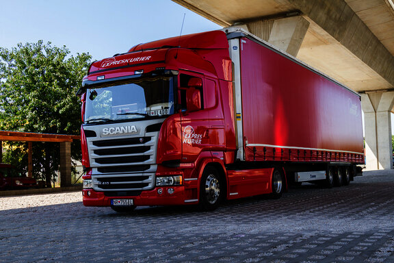 kami&oacute;n spoločnosti Expres Kuri&eacute;r Nitra s.r.o.