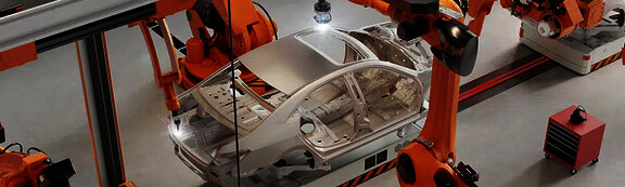 robotska ruka koja sastavlja okvir automobila