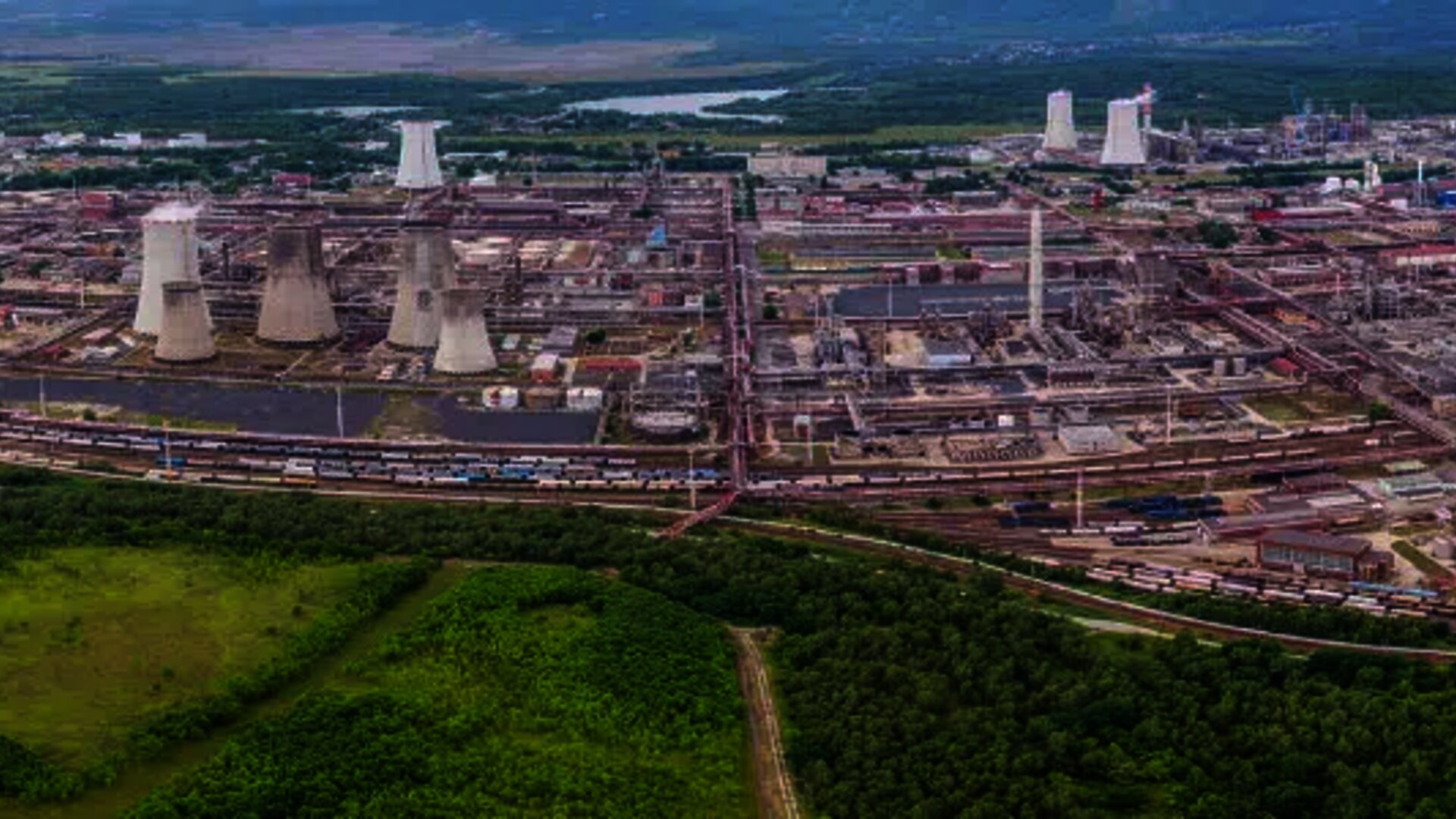 Orlen-Unipetrol-factory-l