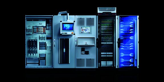 Schrankreihe von Rittal