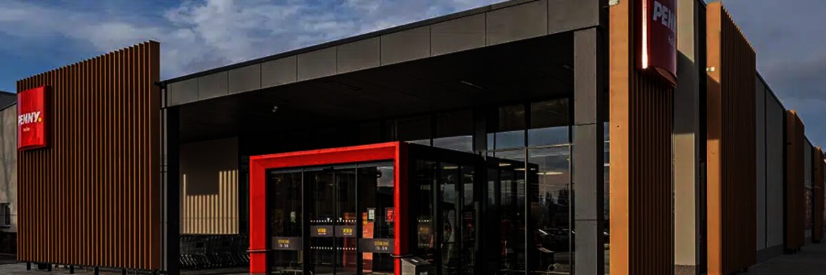 Vchod do obchodu s potravinami Penny